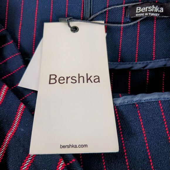 Bershka Mini Skirt Size L Blue Red Buckle Asymmetrical NWT - Picture 6 of 7